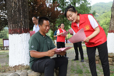 商城县:志愿服务擦亮文明旅游名片